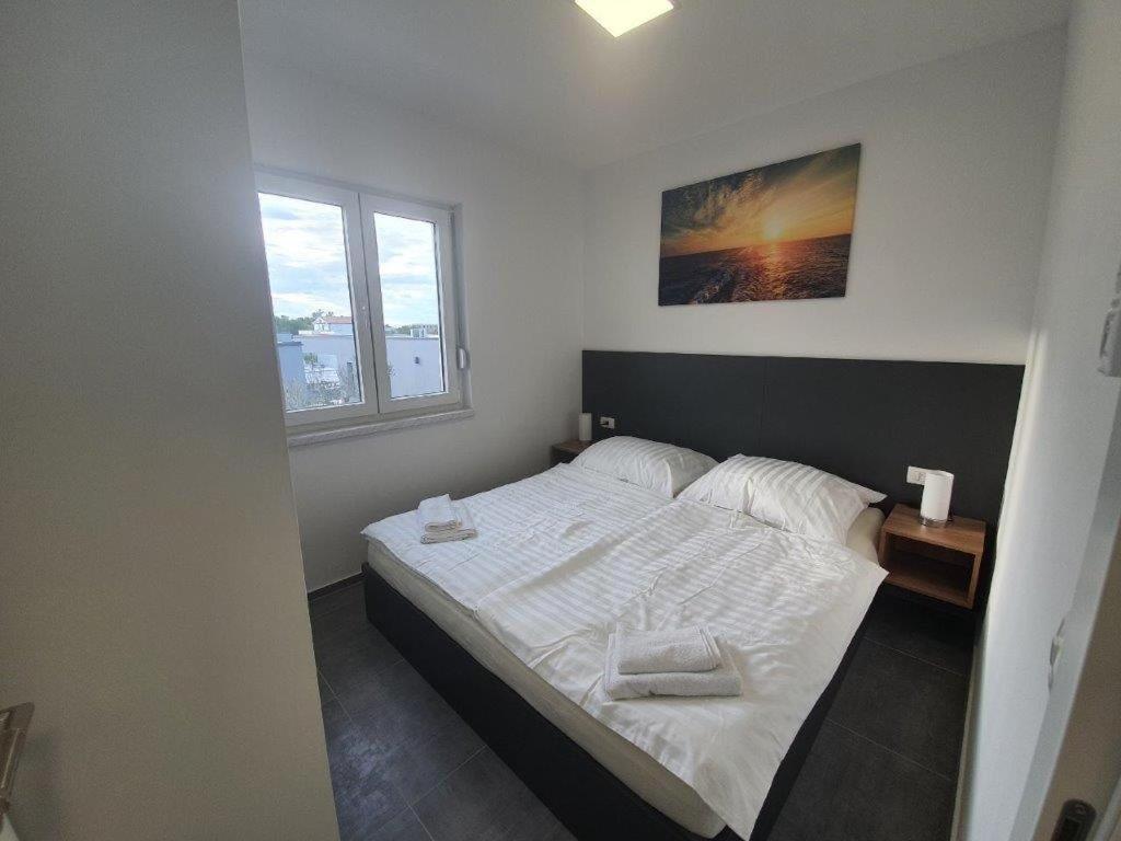 Apartment Martina Vir Dış mekan fotoğraf
