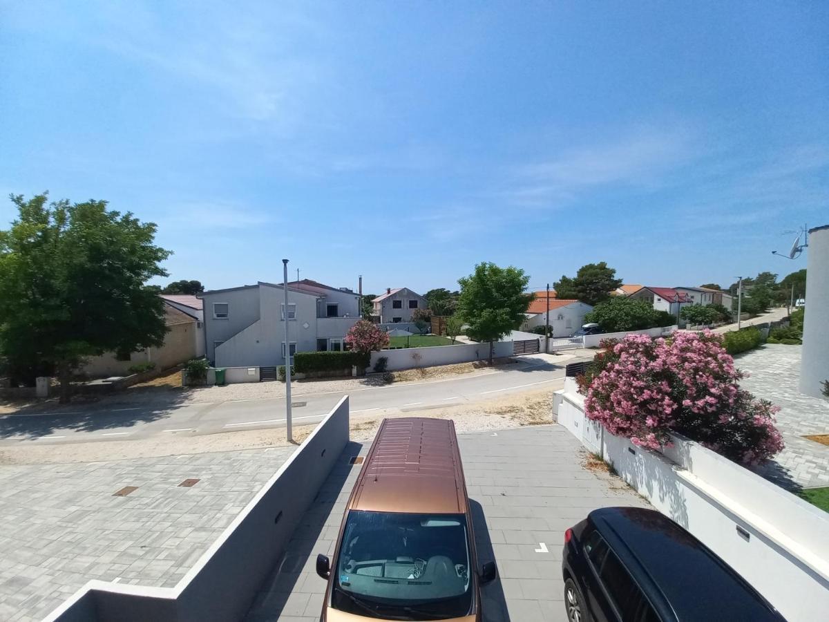 Apartment Martina Vir Dış mekan fotoğraf