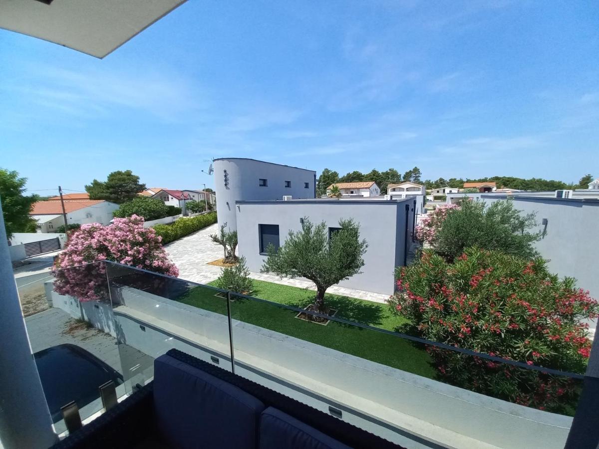 Apartment Martina Vir Dış mekan fotoğraf
