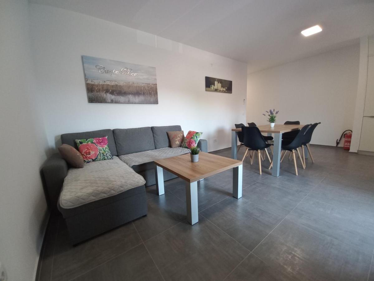 Apartment Martina Vir Dış mekan fotoğraf