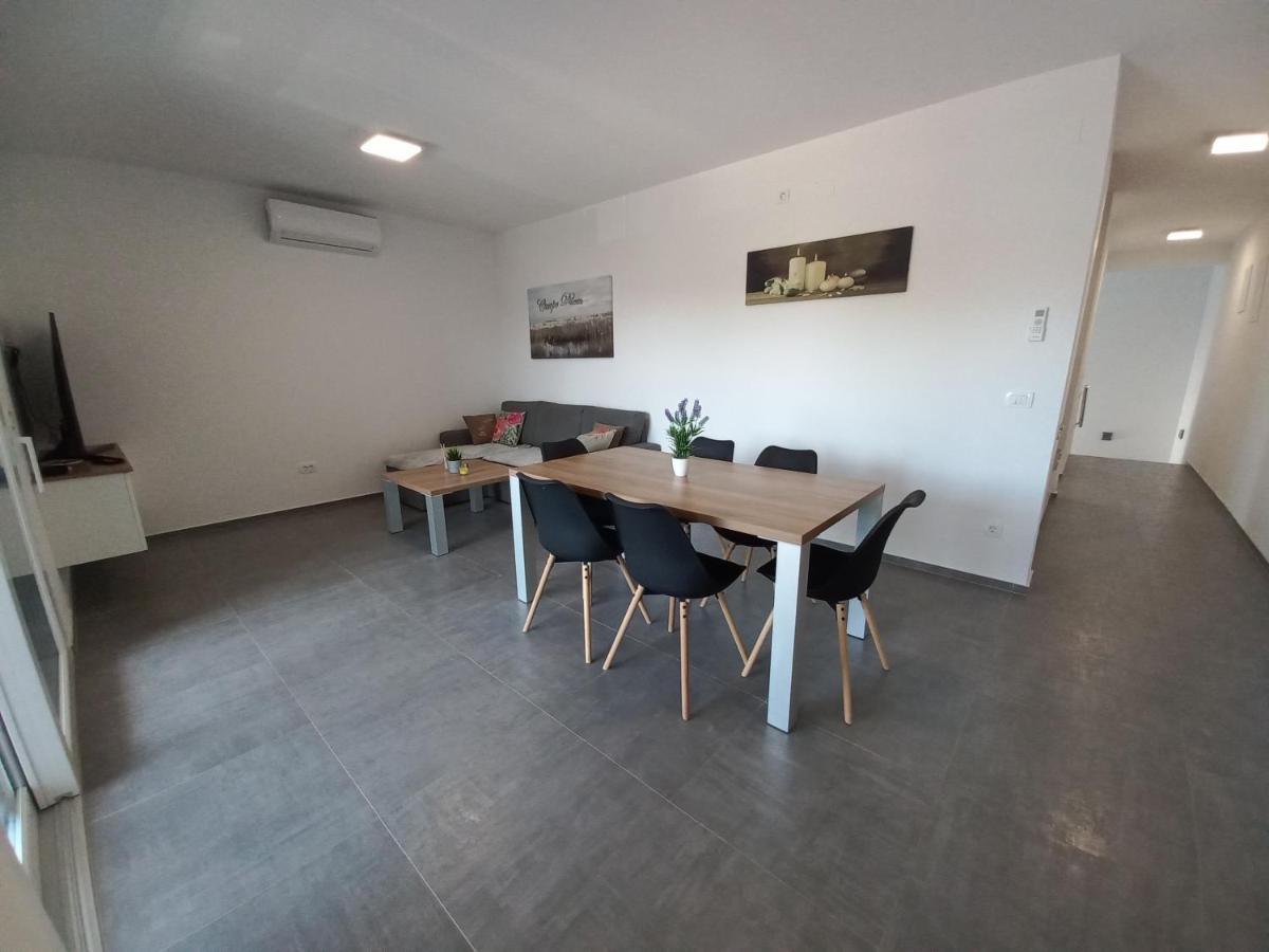 Apartment Martina Vir Dış mekan fotoğraf