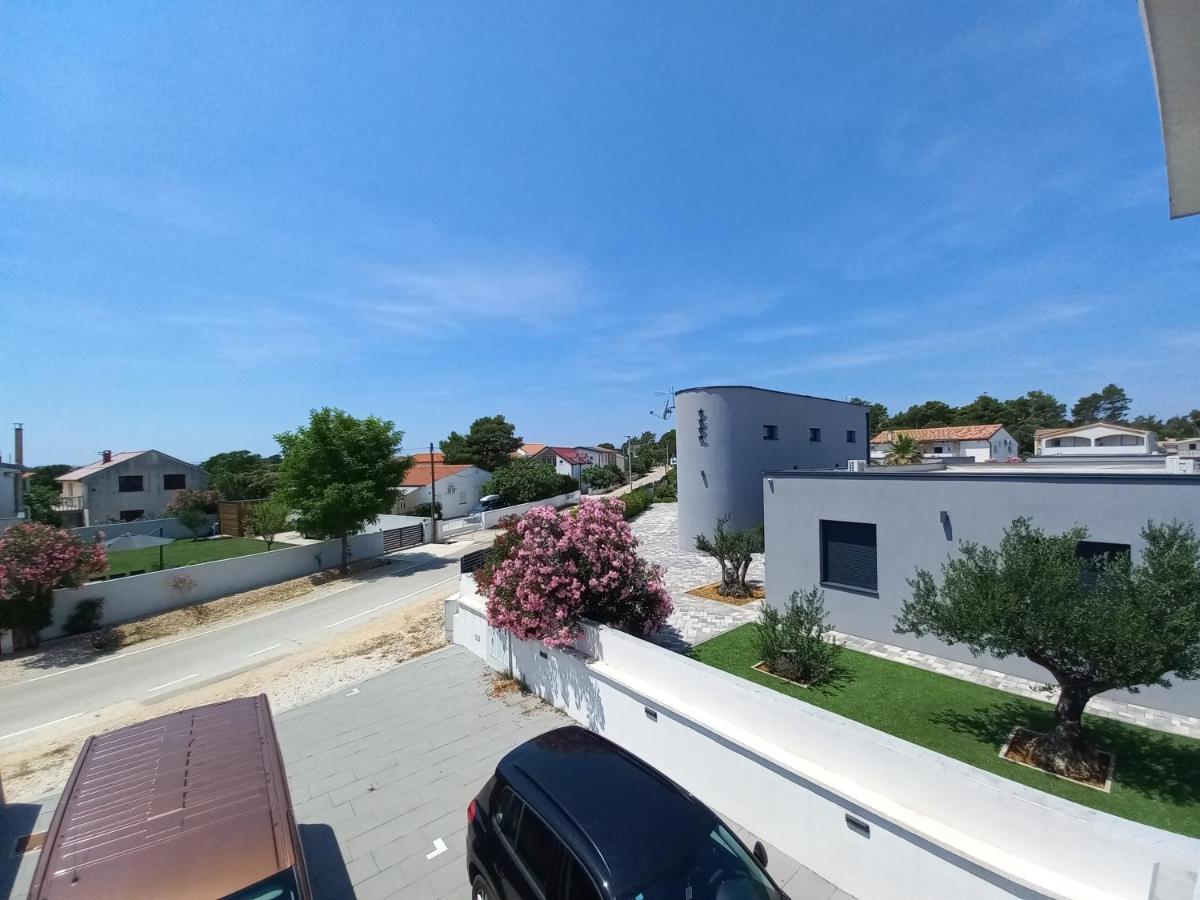 Apartment Martina Vir Dış mekan fotoğraf